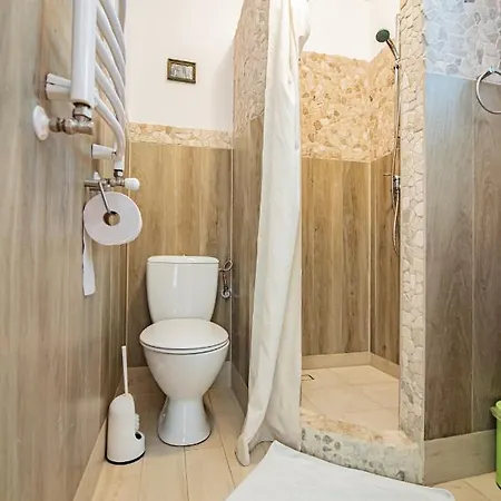 B&B Hydrozagadka 코워브제크