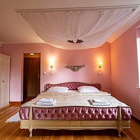 فندق مبيت وإفطار Hydrozagadka 3*